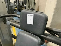 Technogym element shoulderpress krachtstation - afbeelding 2 van  5
