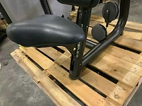 Technogym element shoulderpress krachtstation - afbeelding 2 van  6