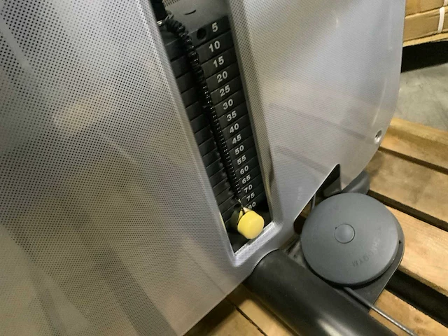 Technogym element shoulderpress krachtstation - afbeelding 4 van  6
