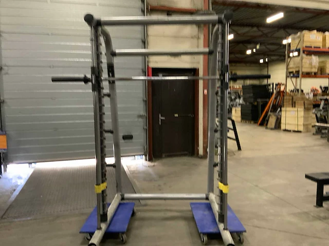 Technogym element smith station krachtstation - afbeelding 1 van  5