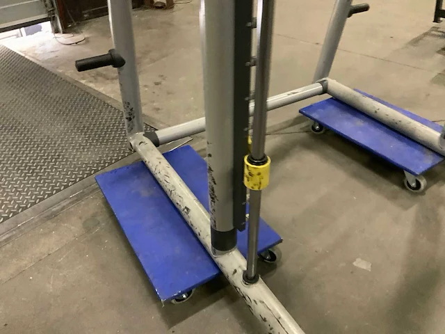 Technogym element smith station krachtstation - afbeelding 4 van  5