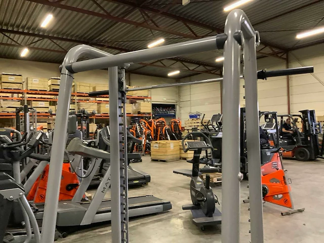 Technogym element smith station krachtstation - afbeelding 3 van  6