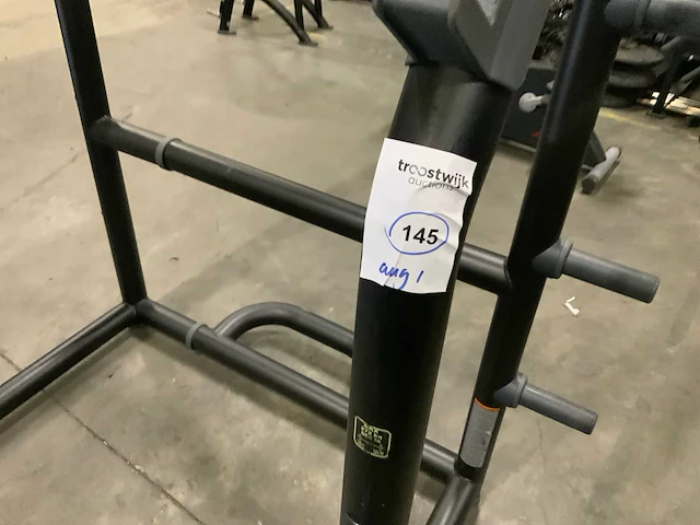 Technogym element squat rek krachtstation - afbeelding 3 van  5