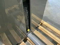 Technogym element vertical traction krachtstation - afbeelding 4 van  5