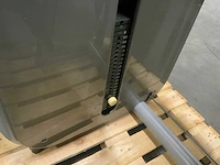 Technogym element vertical traction krachtstation - afbeelding 3 van  5