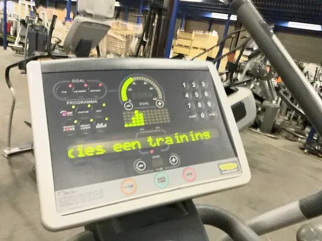 Technogym excite 700 led synchro crosstrainer - afbeelding 5 van  5