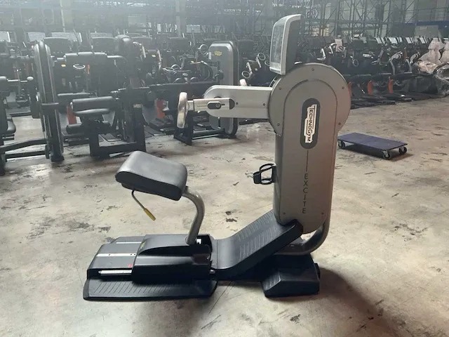 Technogym excite 700 top crosstrainer - afbeelding 3 van  4