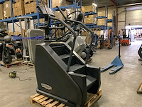 Technogym excite climbmill 1000 led crosstrainer - afbeelding 2 van  5