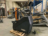 Technogym excite climbmill 700 led stepper - afbeelding 1 van  7