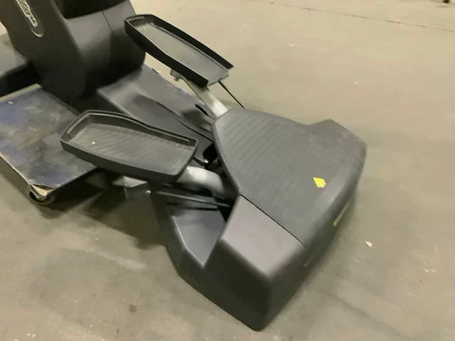Technogym excite crossover 500 led crosstrainer - afbeelding 6 van  7
