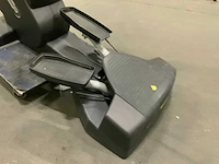 Technogym excite crossover 500 led crosstrainer - afbeelding 6 van  7