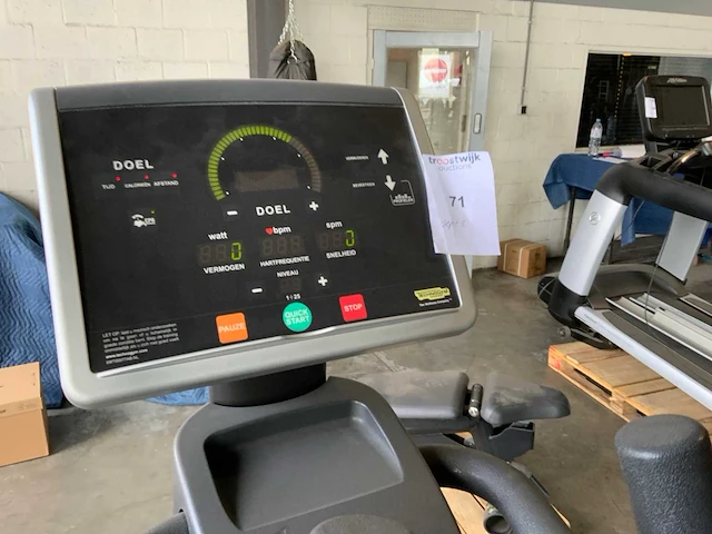 Technogym excite crossover 500 led crosstrainer - afbeelding 4 van  5