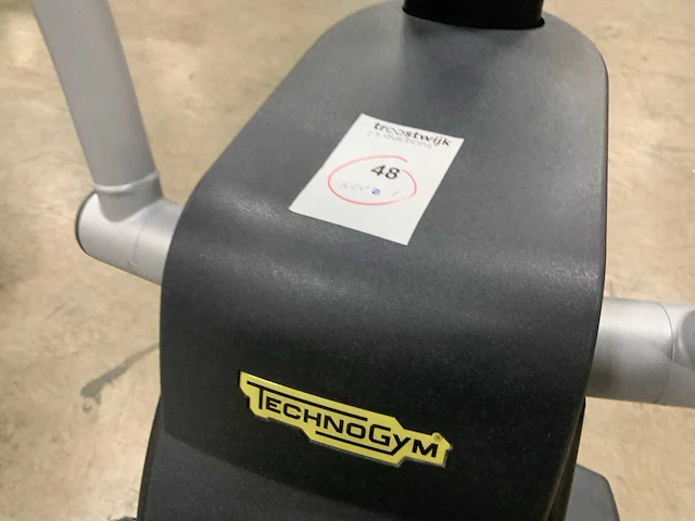 Technogym excite crossover 500 led crosstrainer - afbeelding 2 van  5