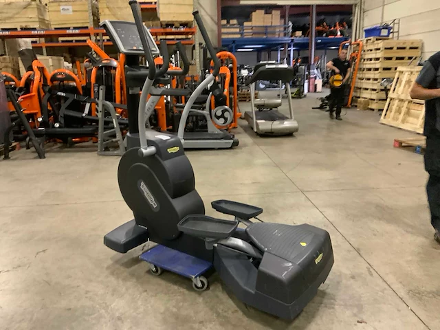 Technogym excite crossover 500 led crosstrainer - afbeelding 5 van  5