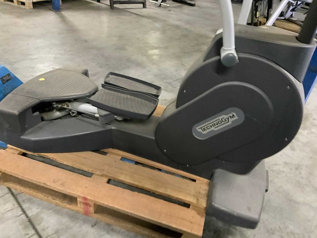 Technogym excite crossover 500 led crosstrainer - afbeelding 5 van  5
