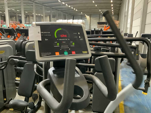 Technogym excite crossover 500led crosstrainer - afbeelding 4 van  5