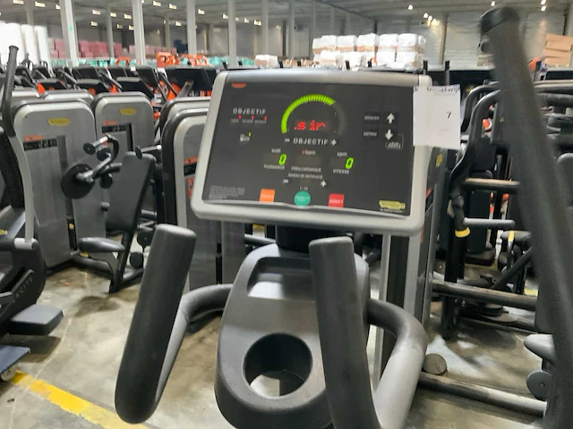 Technogym excite crossover 500led crosstrainer - afbeelding 5 van  5