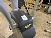 Technogym excite crossover 700 led crosstrainer - afbeelding 3 van  5