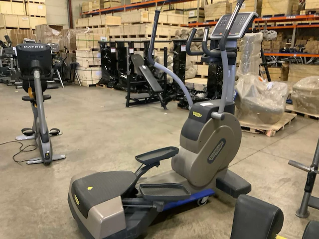 Technogym excite crossover 700 led crosstrainer - afbeelding 5 van  5