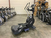 Technogym excite crossover 700 led crosstrainer - afbeelding 1 van  6