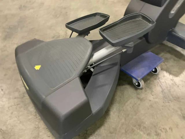 Technogym excite crossover 700 led crosstrainer - afbeelding 3 van  6