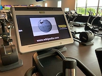 Technogym excite crossover 700 visioweb crosstrainer - afbeelding 4 van  5