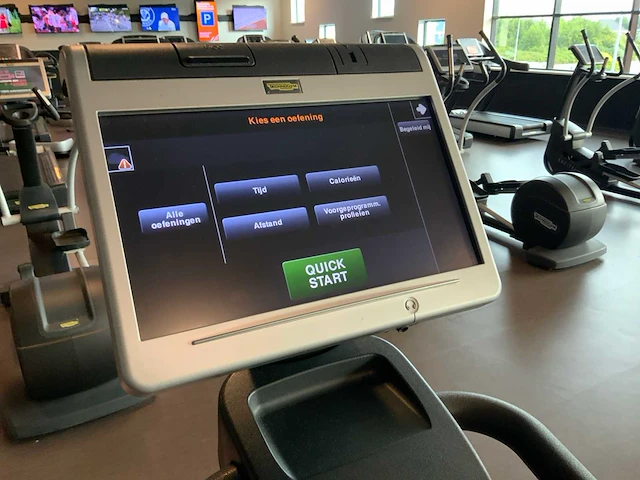 Technogym excite crossover 700 visioweb crosstrainer - afbeelding 5 van  5