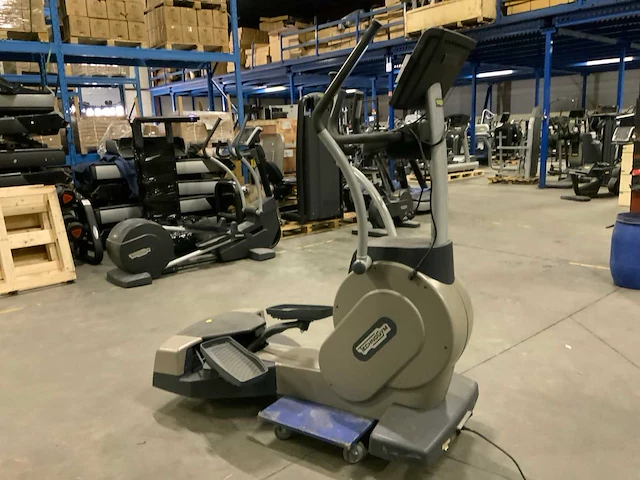 Technogym excite crossover unity crosstrainer - afbeelding 1 van  6