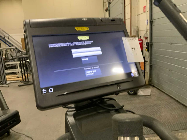 Technogym excite crossover unity crosstrainer - afbeelding 4 van  6