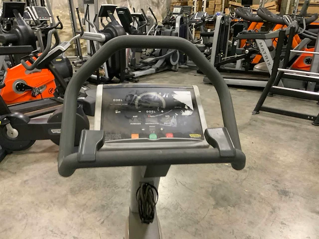 Technogym excite new bike 500 led home trainer - afbeelding 4 van  5