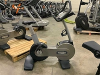 Technogym excite new bike 500 led home trainer - afbeelding 5 van  6