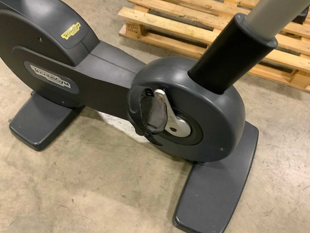Technogym excite new bike 500 led home trainer - afbeelding 4 van  5