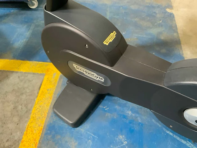Technogym excite new bike 500led home trainer - afbeelding 4 van  6