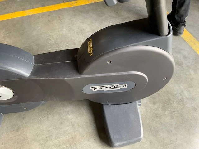 Technogym excite new bike 500led home trainer - afbeelding 2 van  6