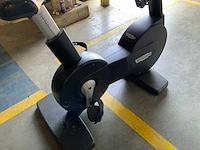 Technogym excite new bike 500led home trainer - afbeelding 3 van  5