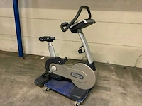 Technogym excite new bike uprightbike home trainer - afbeelding 2 van  5