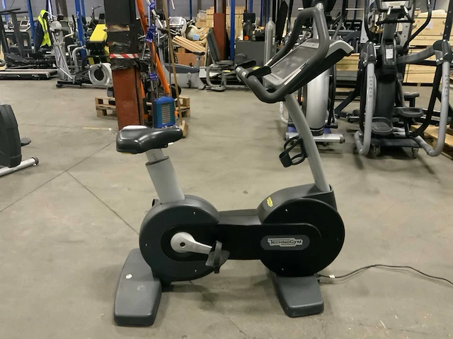 Technogym excite+ new bike visioweb home trainer - afbeelding 2 van  6