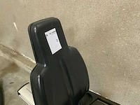 Technogym excite new recline 500led home trainer - afbeelding 2 van  5