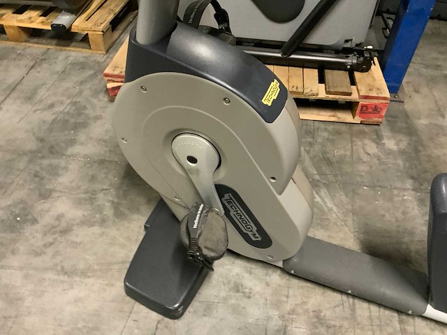 Technogym excite recline 500 led home trainer - afbeelding 2 van  7