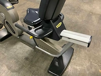 Technogym excite recline 500 led recumbent bike home trainer - afbeelding 2 van  6