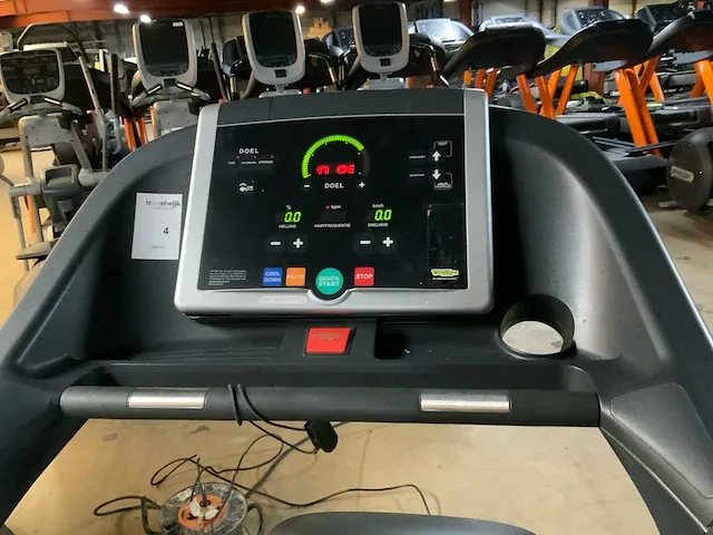 Technogym excite+ run now 500 led loopband - afbeelding 3 van  5