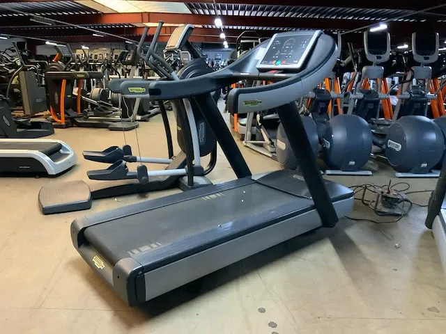 Technogym excite+ run now 500 led loopband - afbeelding 2 van  6