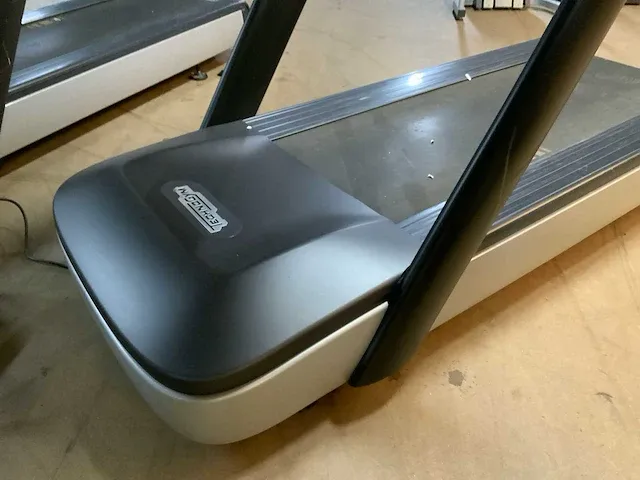 Technogym excite+ run now 500 led loopband - afbeelding 6 van  6