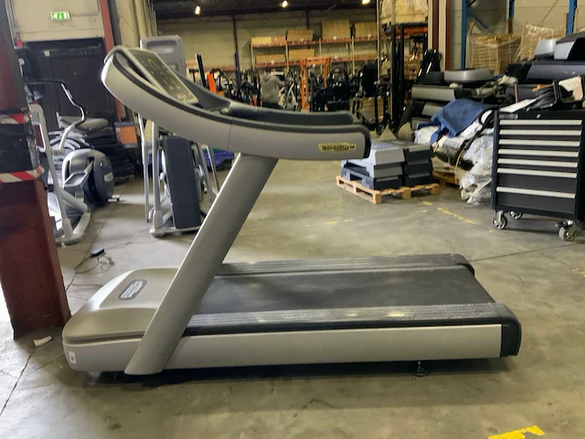 Technogym excite+ run now 500 led loopband - afbeelding 1 van  7