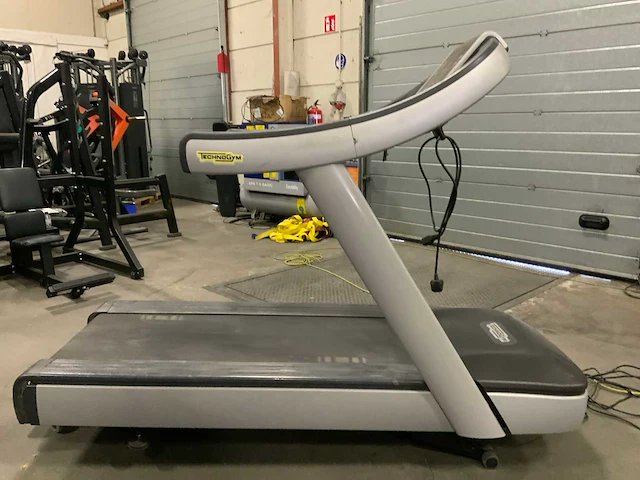 Technogym excite run now 500 led loopband - afbeelding 6 van  6