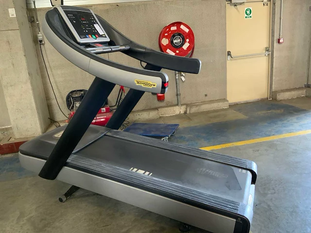 Technogym excite run now 500 led loopband - afbeelding 3 van  5