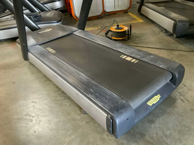 Technogym excite run now 500 led loopband - afbeelding 3 van  5