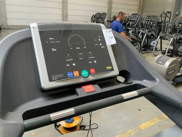 Technogym excite run now 500 led loopband - afbeelding 4 van  6