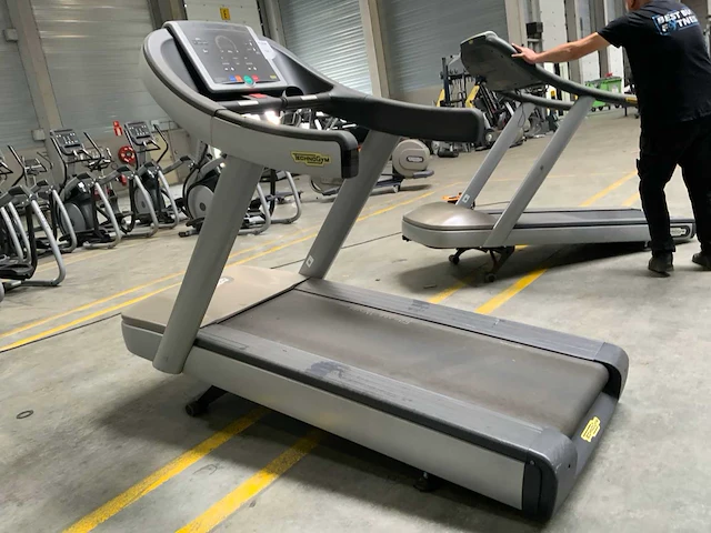 Technogym excite run now 500 led loopband - afbeelding 6 van  7