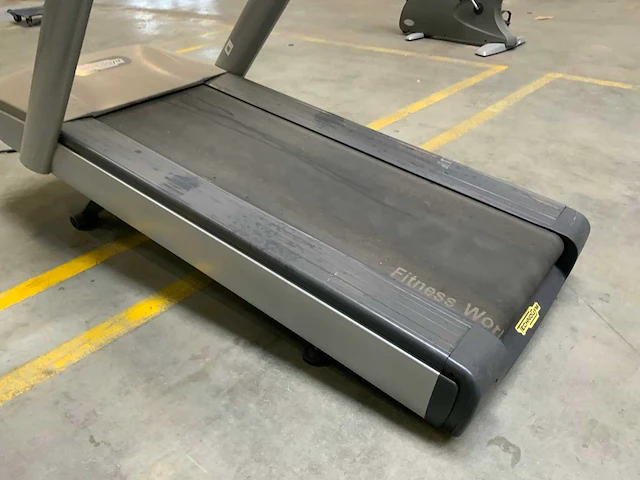 Technogym excite run now 500 led loopband - afbeelding 5 van  7